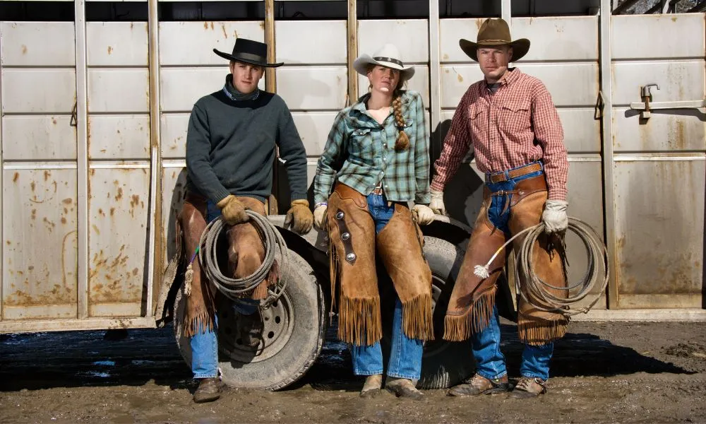 Your Ultimate Shopping Guide: Where to Buy Cowboy Outfits That Wow