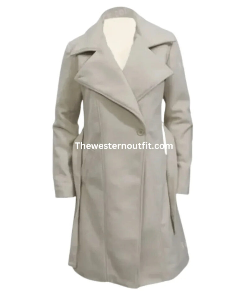 kelly Reilly Beth Dutton White Coat Yellowstone