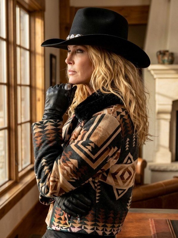 Kelly Reilly Dutton Ranch Season 1 2026 Beth Dutton Western Print Aviator Aztec Jacket 4